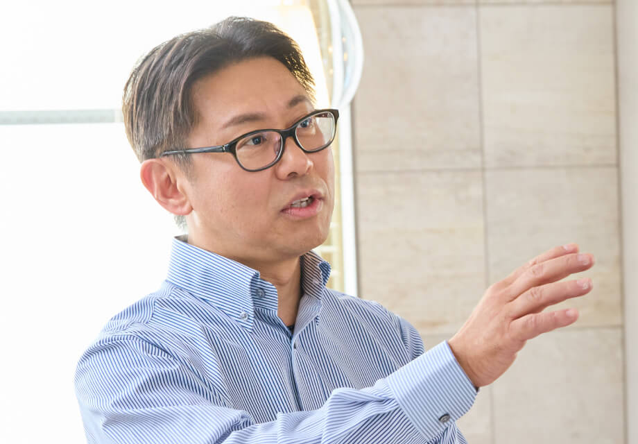 写真：取締役副社長 海田 雅史